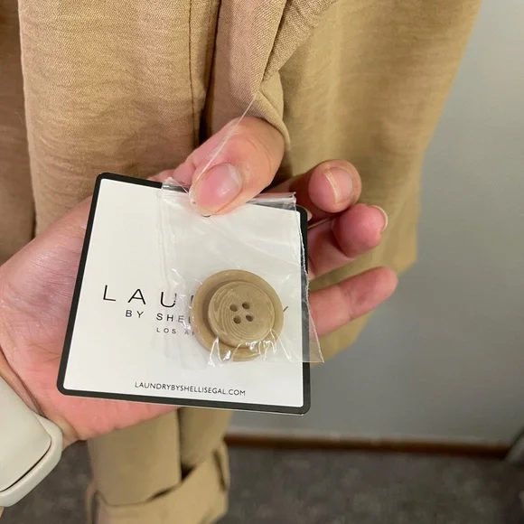 NWT Laundry By Shelli Segal Notch Lapel Epaulet Coat Cropped in Camel XL - Picture 5 of 8